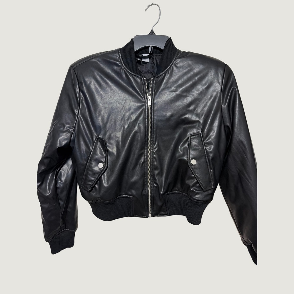 H&M Divided Faux Leather Bomber Jacket Black Cropped Zip Up Padded Small
